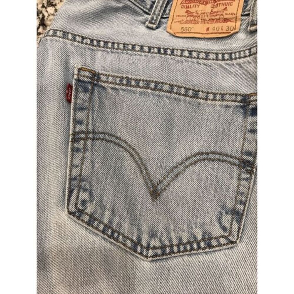 Vtg‎ Levi's 560 Comfort Fit Jean Cotton Measures 38x29 (tag 40x30) - Picture 2 of 8